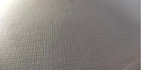 什麽是壓紋紙（zhǐ）？一般用作紅酒不幹膠標（biāo）簽材料