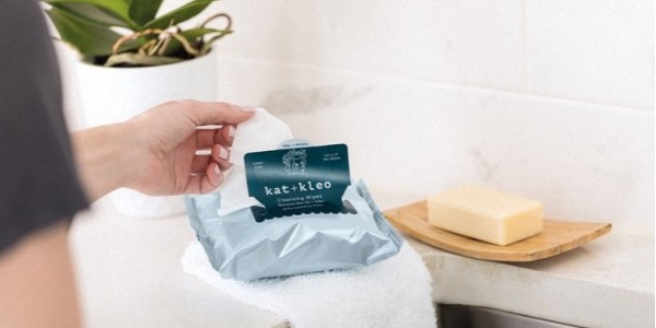 在規（guī）定時間範圍內（nèi）撕掉不留殘膠的PP合（hé）成（chéng）紙不幹膠材料有嗎？