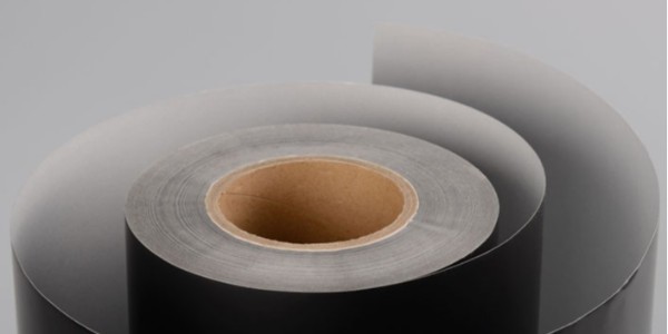 PVC不幹膠和（hé）PE不幹膠的區別在哪裏？