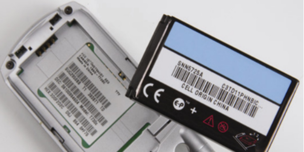 艾利UL認（rèn）證PET不幹膠材料中72826T是一款帶（dài）塗層的標（biāo）簽材（cái）料