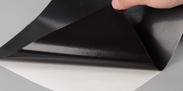 不幹膠材料印刷（shuā）過程中靜電的危害有哪些？