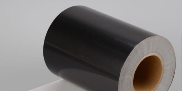 PVC不幹膠材（cái）料與PE不幹膠材料哪個更合適用作日化標簽？